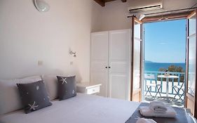 Fisilanis Beachfront Hotel